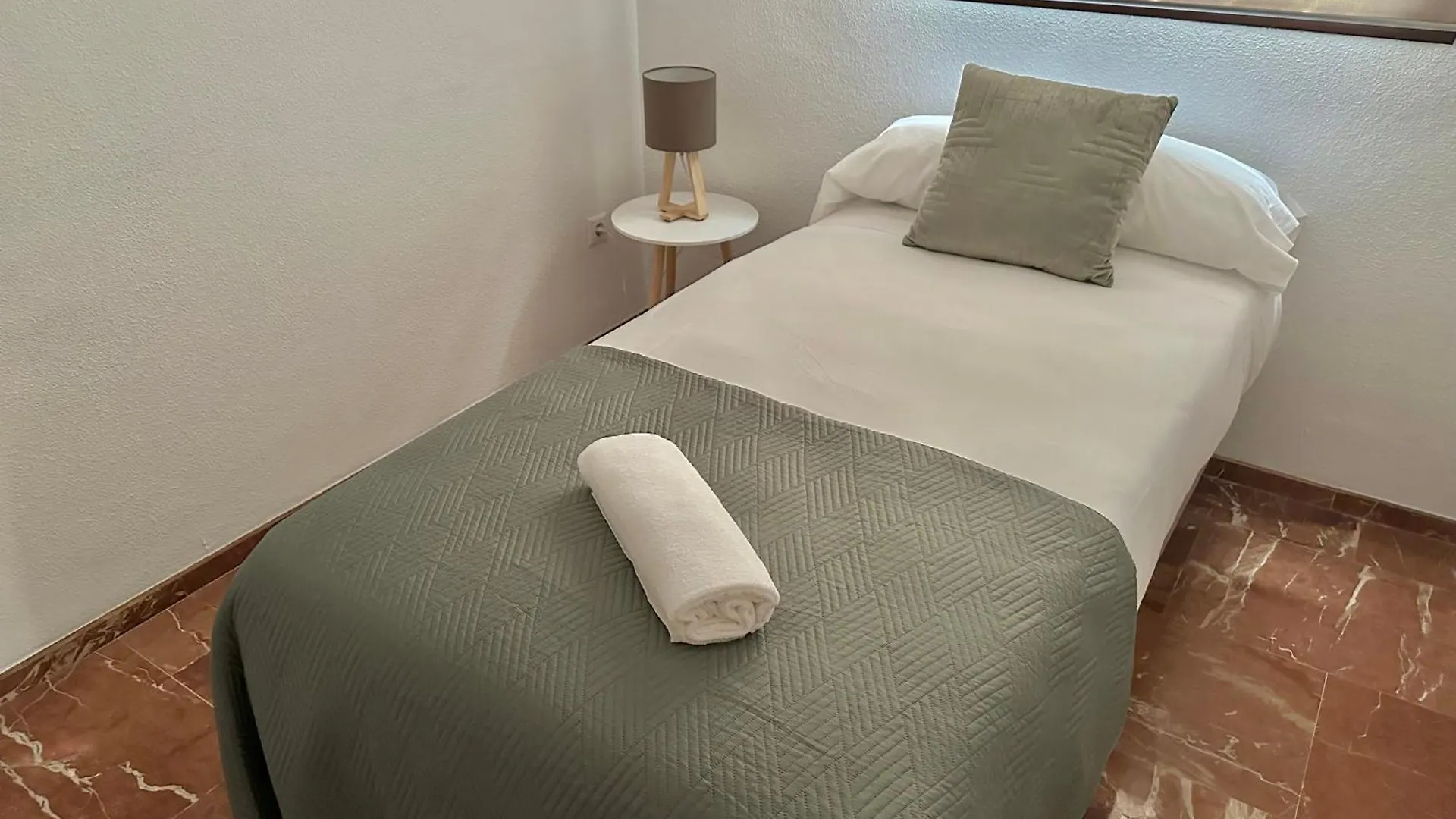 Apartamento Saravia Córdoba 0*,  España